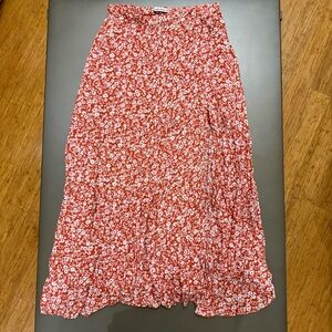 Abercrombie & Fitch Red with White Flowers Skirt - Size Medium